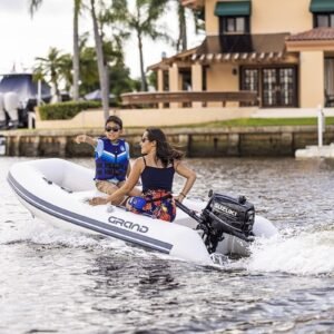 Alternative view of Suzuki 4 HP Outboard Motor DF4AS4